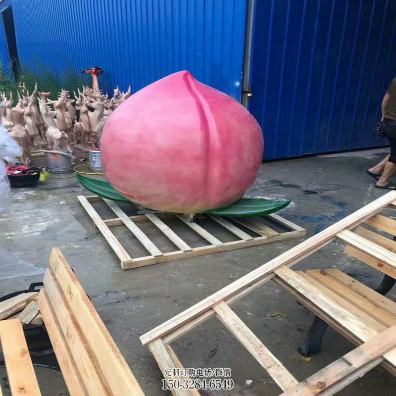 桃子雕塑抽象 公园景观雕塑供求 烤漆果蔬雕塑制造商